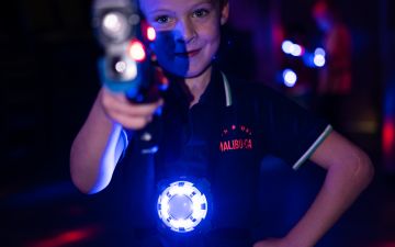 LaserFun in zwembad H2O