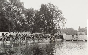 100 jaar zwemmen in de gemeente Woerden